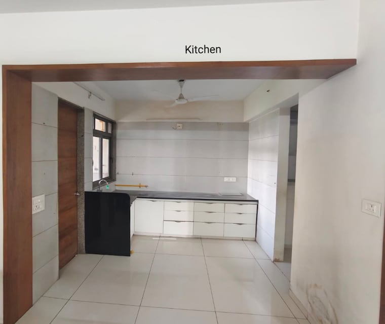 Kitchen, bodakdev 4 Bedroom 2700 Sq.Ft. Apartment In Bodakdev Ahmedabad 9288291