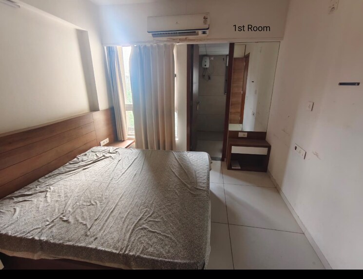 Master Bedroom, bodakdev 4 Bedroom 2700 Sq.Ft. Apartment In Bodakdev Ahmedabad 9288291