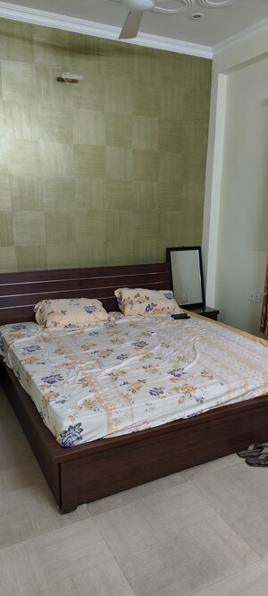 Bedroom in 6+ BHK Independent House at Ansal Sushant Golf city, Sushant Golf City – for Rent
