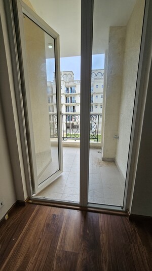 Building Lobby in 3 BHK Builder Floor at Signature Global Park 4 and 5, Sohna Sector 36 – for Sale