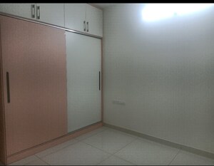 Room in 4 BHK Apartment at Prestige High Fields, Gachibowli – for Rent