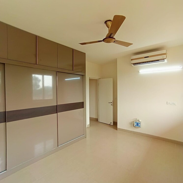 Room, emaar-emerald-floors-premier 4 Bedroom 1975 Sq.Ft. Apartment In Sector 65 Gurgaon 9288312