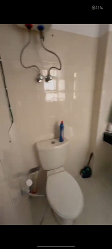 Bathroom in 1 BHK Apartment at Ansal Sushant Estate, Sector 52 – for Rent