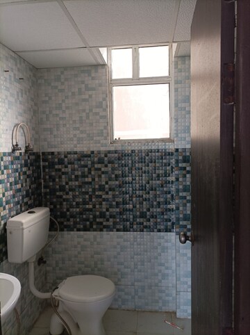 Bathroom in 4 BHK Apartment at Sector 49 – for Rent