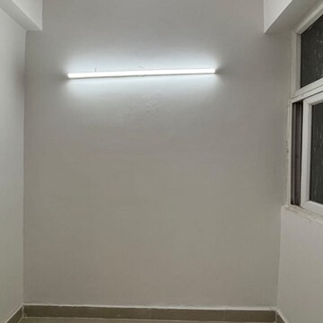 Room in 3 BHK Apartment at Amrapali Zodiac, Sector 120 – for Sale