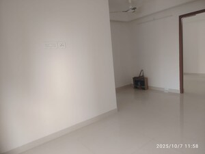 3 BHK Apartment For Rent in Silver Apartments Prabhadevi, Prabhadevi