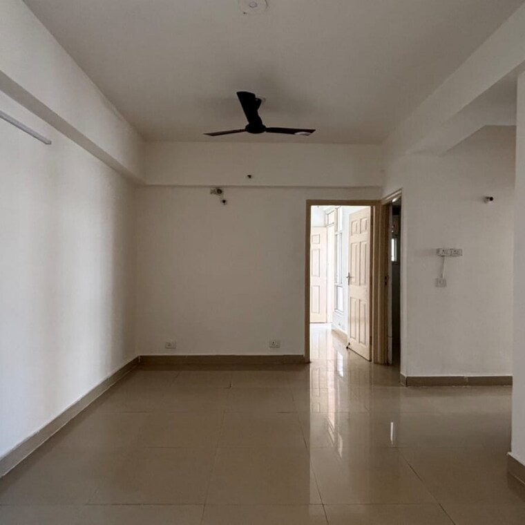 Room, supertech-cape-town 2 Bedroom 930 Sq.Ft. Apartment In Sector 74 Noida 9288350