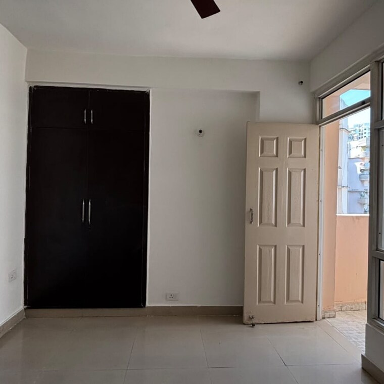 Room, supertech-cape-town 2 Bedroom 930 Sq.Ft. Apartment In Sector 74 Noida 9288350