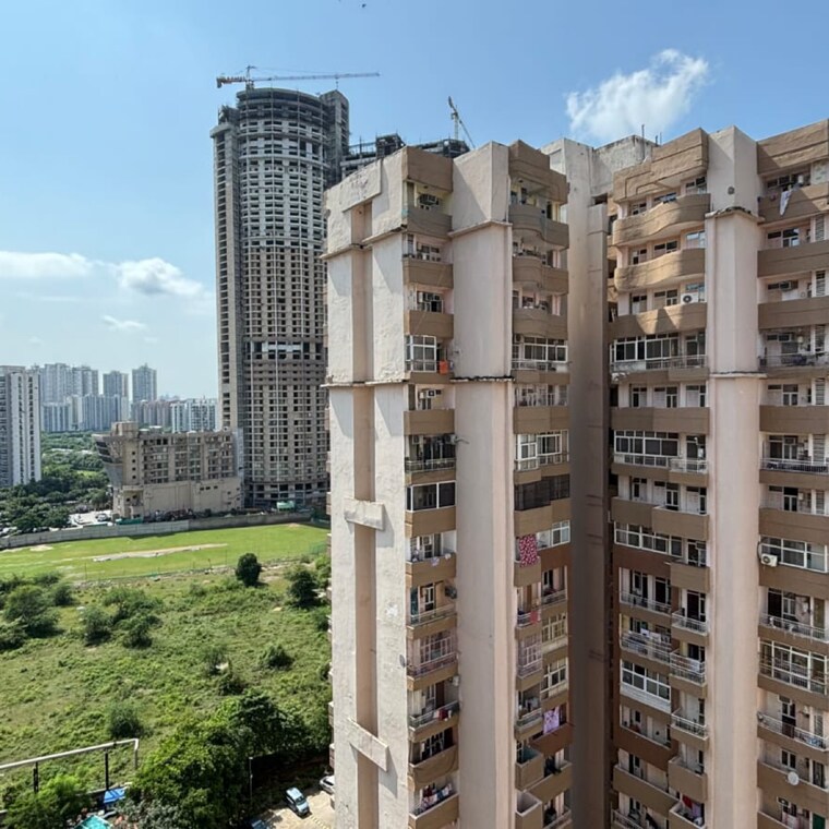 Exterior View, supertech-cape-town 2 Bedroom 930 Sq.Ft. Apartment In Sector 74 Noida 9288350