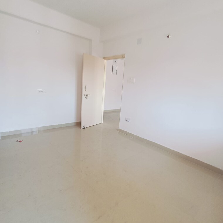 Room, lowadih 3 Bedroom 1445 Sq.Ft. Apartment In Lowadih Ranchi 9288358