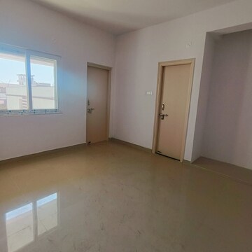 Room in 3 BHK Apartment at Lowadih – for Sale