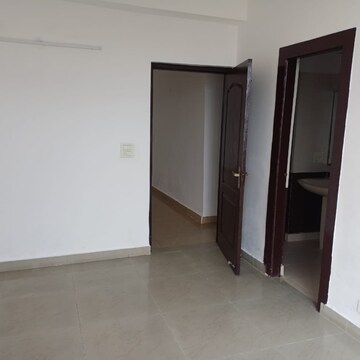 Room in 3 BHK Apartment at Amrapali Platinum, Sector 119 – for Sale