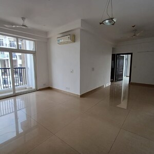 Room in 3 BHK Apartment at Amrapali Platinum, Sector 119 – for Sale