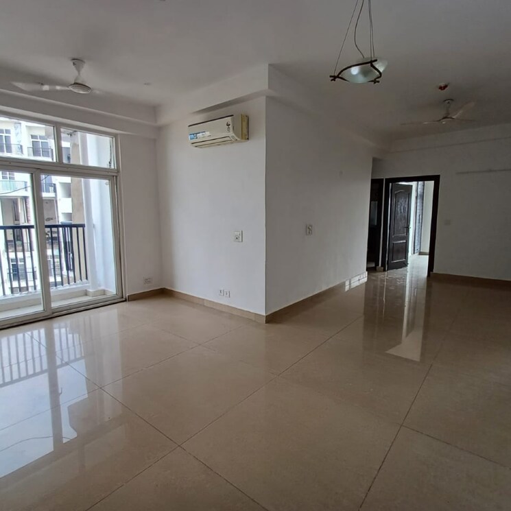 Room, amrapali-platinum 3 Bedroom 1625 Sq.Ft. Apartment In Sector 119 Noida 9288373
