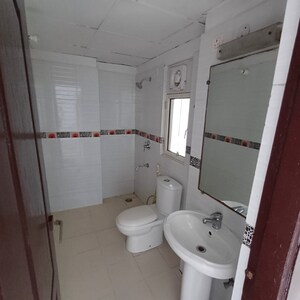 Bathroom in 3 BHK Apartment at Amrapali Platinum, Sector 119 – for Sale