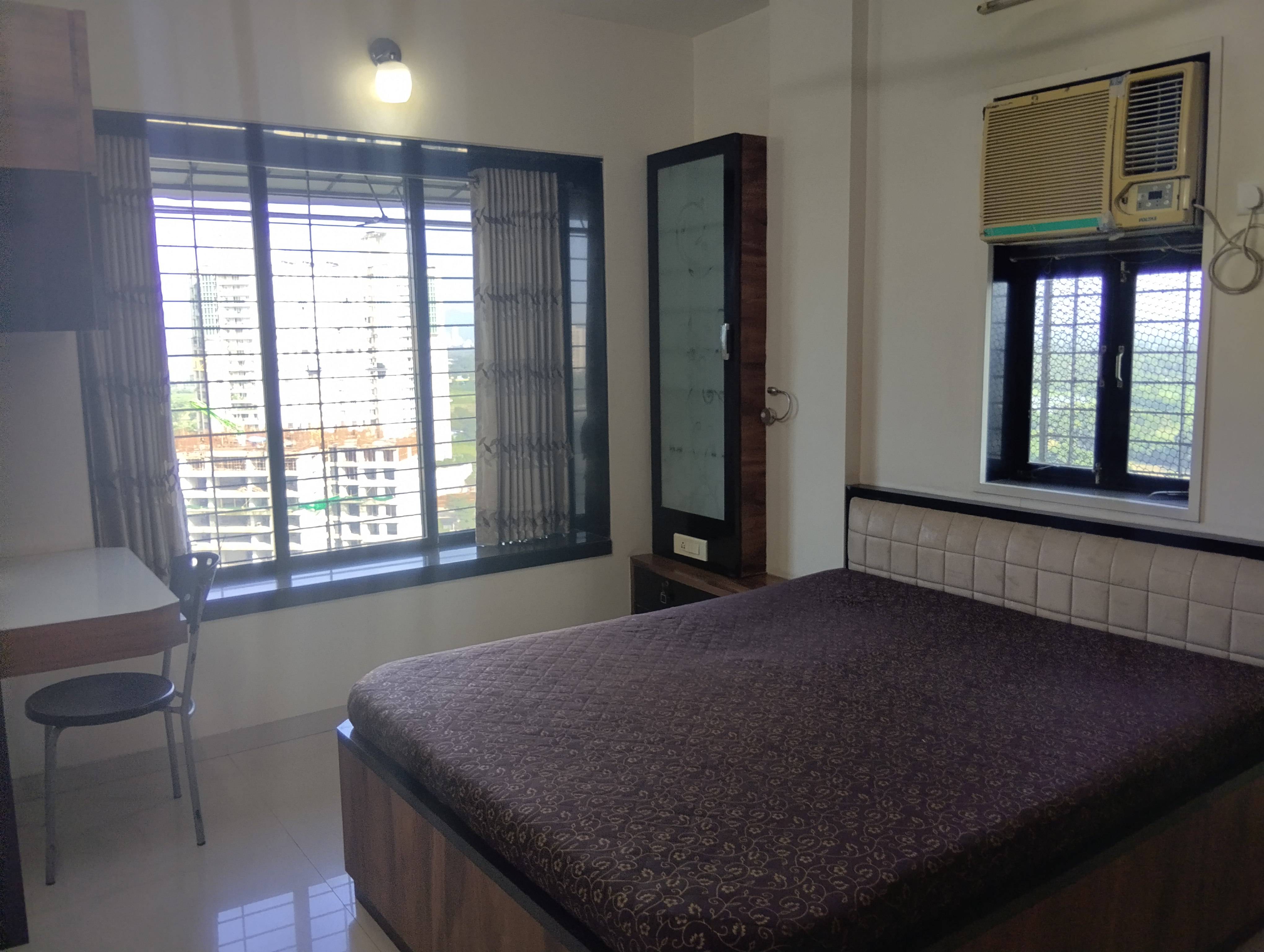 2 BHK 800 Sq.Ft. Apartment in Srishti Kailash Tower Apartment