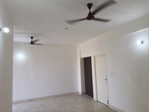 Room in 3 BHK Apartment at Rungta Madgul Antaraa, Diamond Harbour Road – for Rent