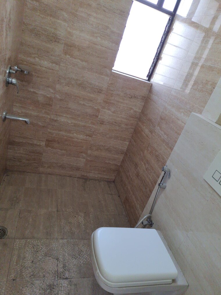Bathroom, rungta-madgul-antaraa 3 Bedroom 1203 Sq.Ft. Apartment In Diamond Harbour Road Kolkata 9288377