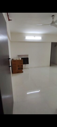 2 BHK + Extra Room Apartment For Sale in Gurukrupa Marina Enclave