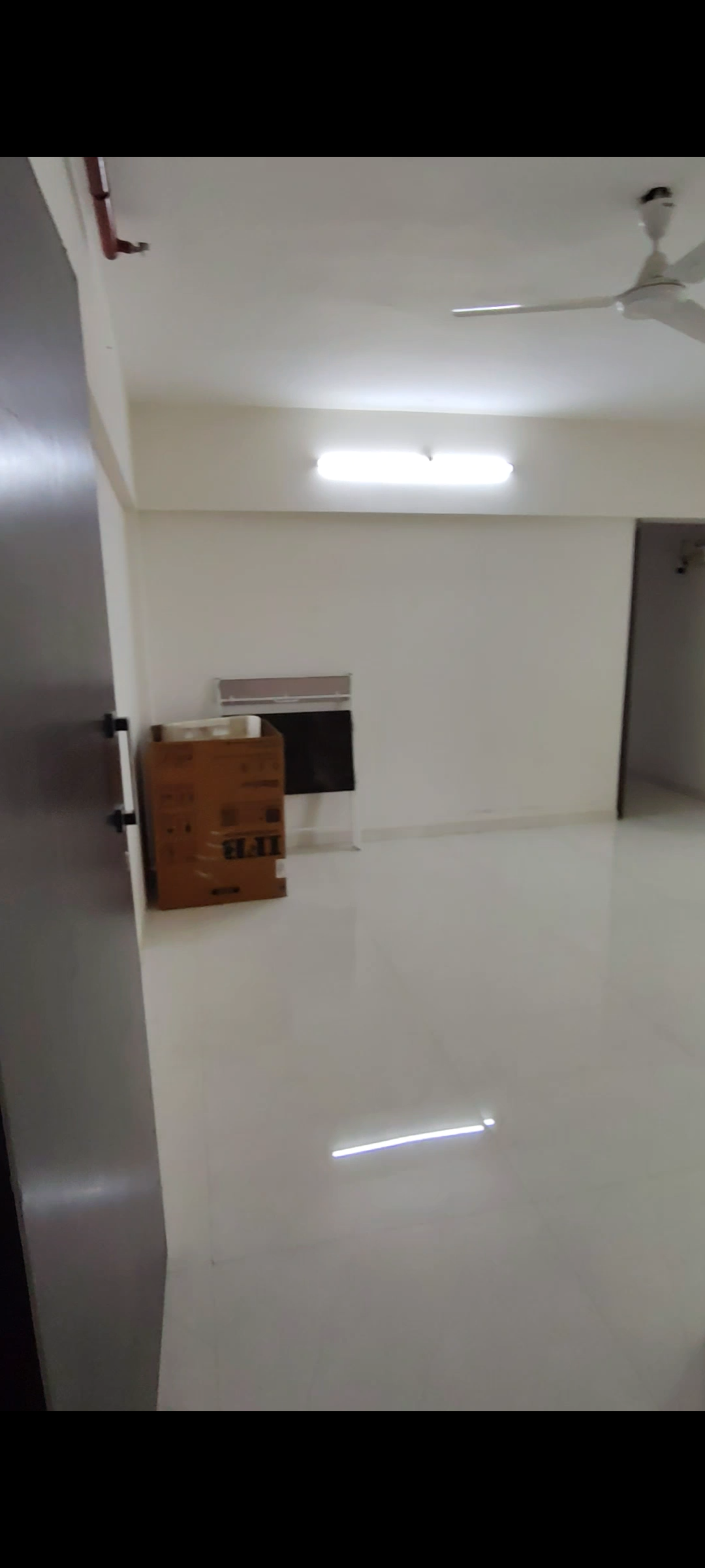 2 BHK + Extra Room Apartment For Sale in Gurukrupa Marina Enclave