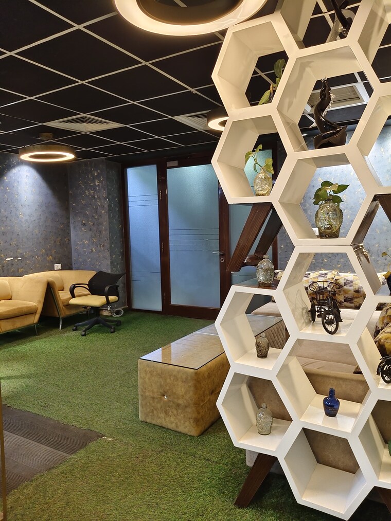 Team Area, sector 63 Commercial Office Space 2000 Sq.Ft. In Sector 63 Noida 9288391