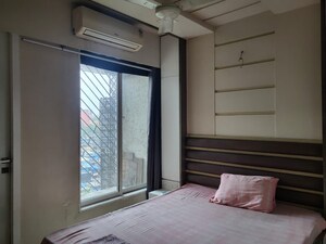 Room in 1 BHK Apartment at Gurunam Guru Niwas, Andheri East – for Rent