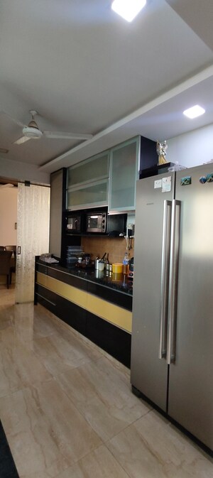 Kitchen in 3 BHK Apartment at Hiranandani Meadows, Manpada – for Rent