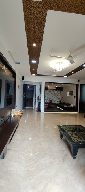 Living Room in 3 BHK Apartment at Hiranandani Meadows, Manpada – for Rent