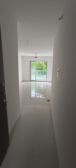 2 BHK Apartment For Rent in Laxmi Narayan Tower, Naupada