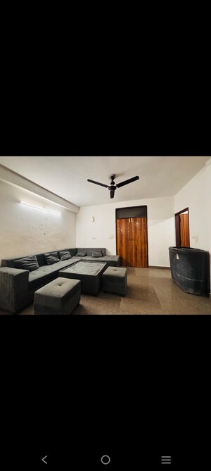 1 BHK Builder Floor For Rent in Saket