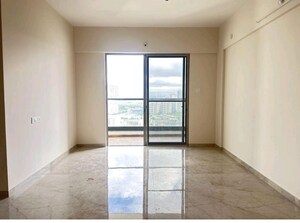 Room in 2 BHK Apartment at Unique Legacy Majestic, Mundhwa – for Rent