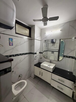 Master Bedroom in 4 BHK Builder Floor at Kalkaji – for Rent