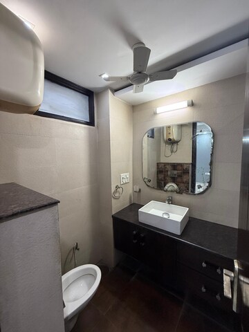 Master Bedroom in 4 BHK Builder Floor at Kalkaji – for Rent