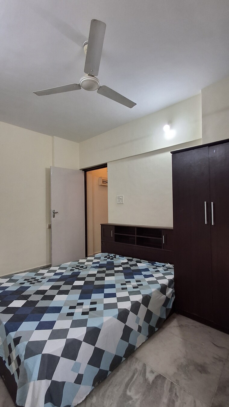 Team Area, dheeraj-enclave 2 Bedroom 915 Sq.Ft. Apartment In Borivali East Mumbai 9288547