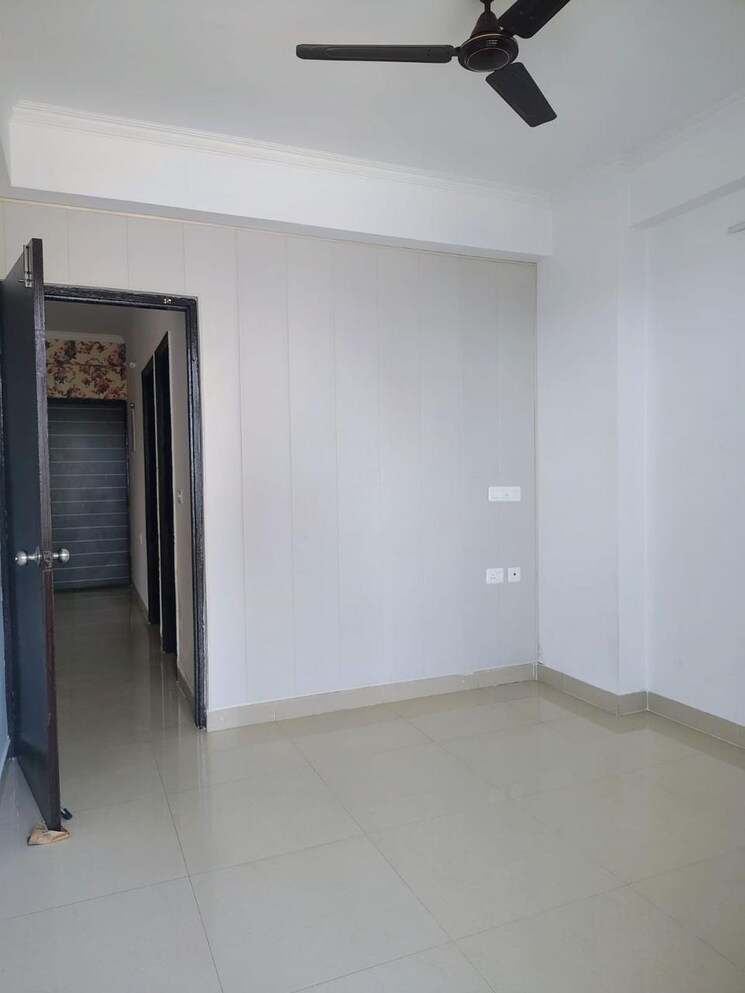 Room, kw-srishti 3 Bedroom 1500 Sq.Ft. Apartment In Raj Nagar Extension Ghaziabad 9288549