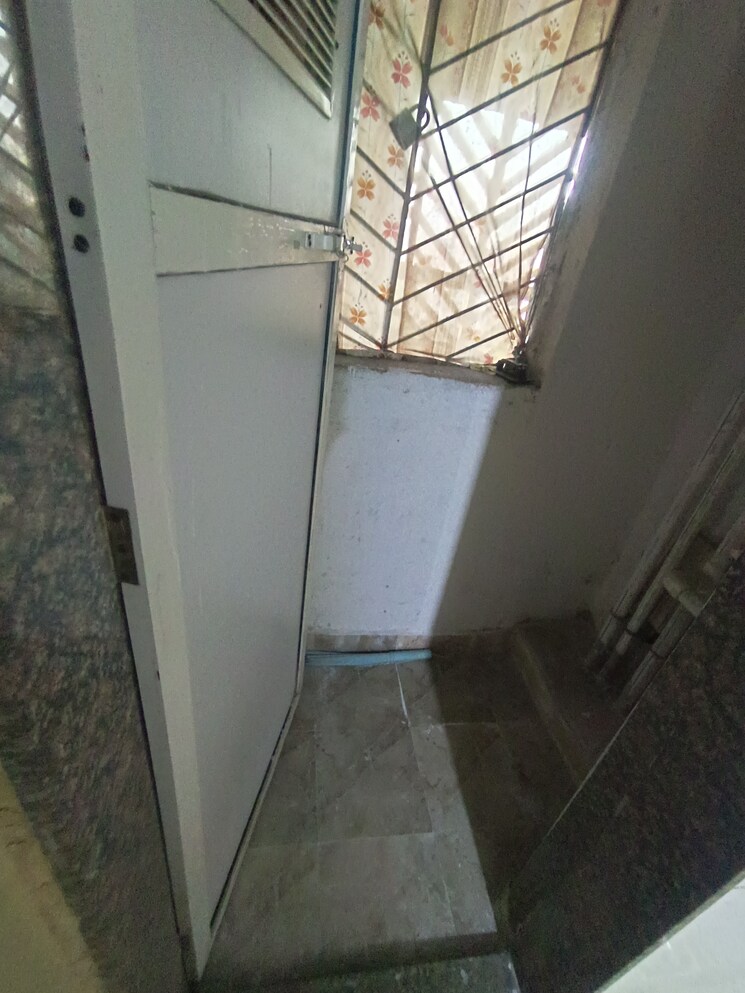 Bathroom, stg-marigold-siddheshwar-garden 3 Bedroom 1400 Sq.Ft. Apartment In Dhokali Thane 9288551