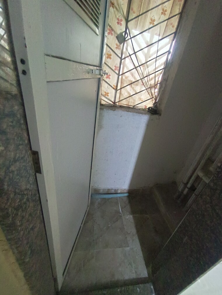 Bathroom, stg-marigold-siddheshwar-garden 3 Bedroom 1400 Sq.Ft. Apartment In Dhokali Thane 9288551