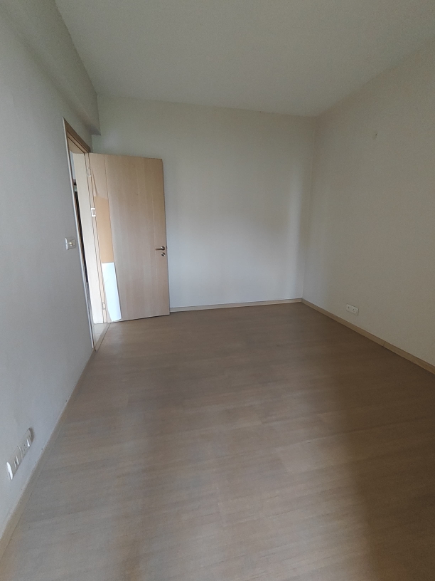 3 BHK + Servant Room 1960 Sq.Ft. Apartment in DLF New Town Heights II