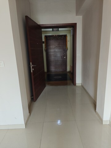 3 BHK Apartment – Entrance View at DLF New Town Heights II, Sector 86 - for Rent
