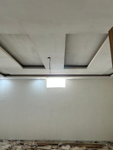 Furnished Amenities in 4 BHK Builder Floor at New Industrial Township 5 – for Sale