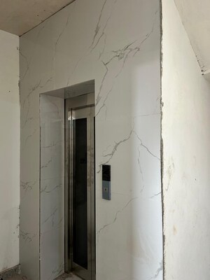 Building Lobby in 4 BHK Builder Floor at New Industrial Township 5 – for Sale