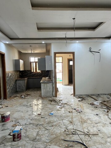 Parking in 4 BHK Builder Floor at New Industrial Township 5 – for Sale