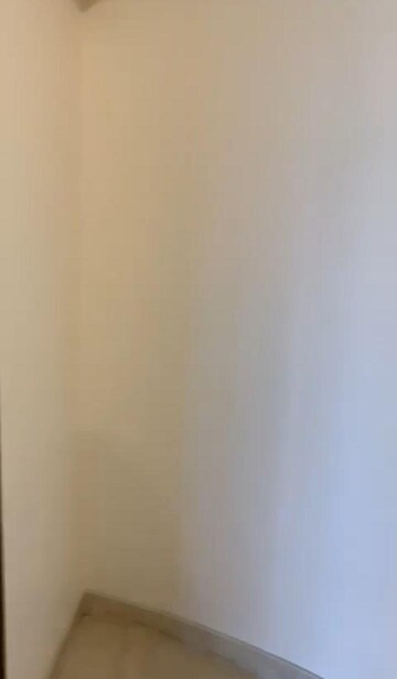 Room in 3 BHK Apartment at Godrej Platinum Mumbai, Vikhroli East – for Sale