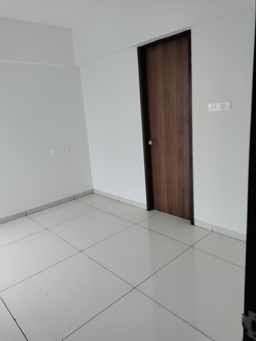 Room in 2 BHK Apartment at KT Radhe Mohan, Kopar Khairane – for Rent