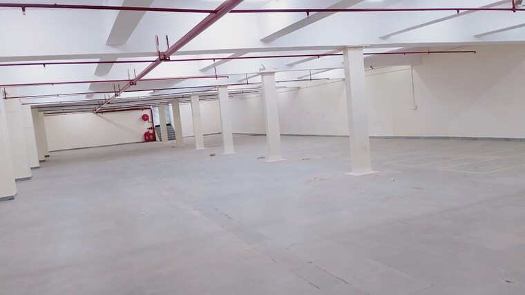  Parking, sector 68 Commercial Office Space 60000 Sq.Ft. In Sector 68 Noida 9288579