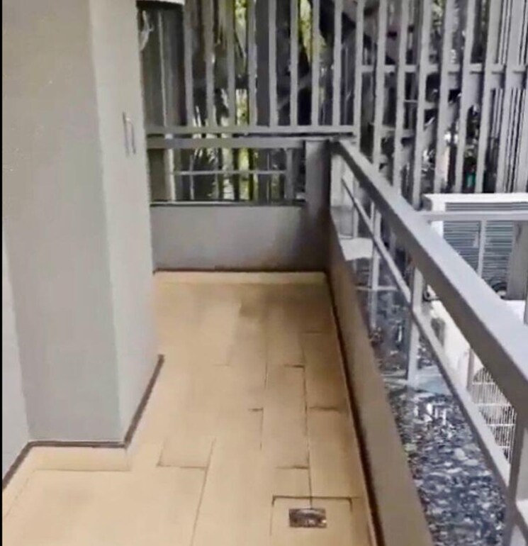 Balcony, panchsheel park 4 Bedroom 800 Sq.Yd. Villa In Panchsheel Park Delhi 9288539