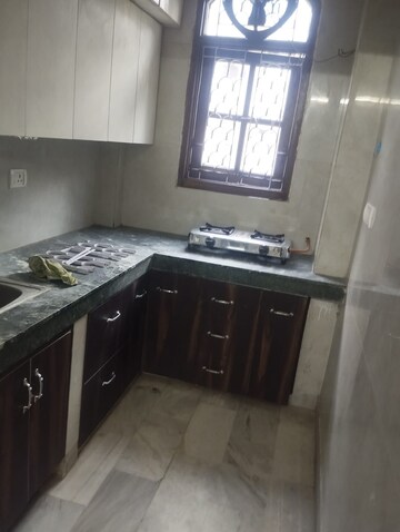 Kitchen in 1.5 BHK Builder Floor at Lajpat Nagar – for Rent