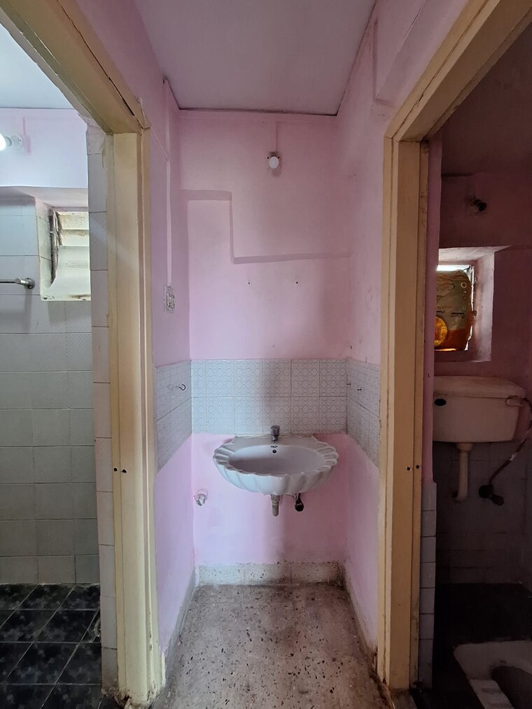 Bathroom, kanchan-janga-chs 1 Bedroom 500 Sq.Ft. Apartment In Kopar Khairane Navi Mumbai 9288605