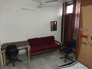 Room in  Pg at Lajpat Nagar – for Rent