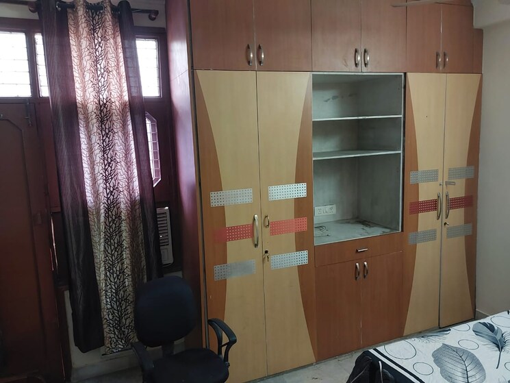 Room, lajpat nagar Pg For Girls In Lajpat Nagar 9288617